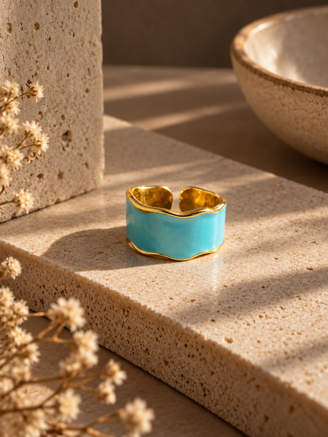 Neela Drip Enamel Band Ring