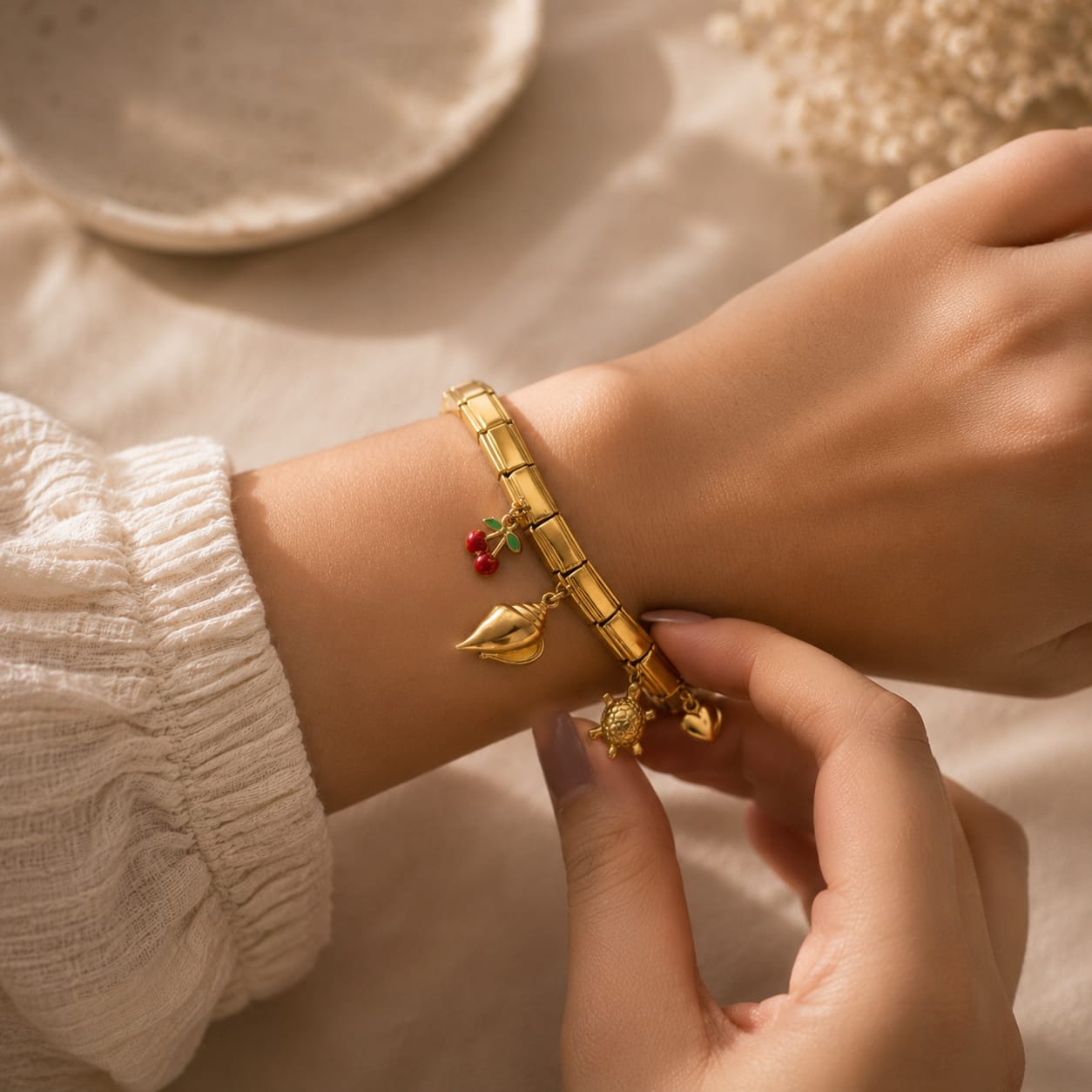 Riviera Italian Charm Bracelet – Waterproof 18K Gold | LUMERA
